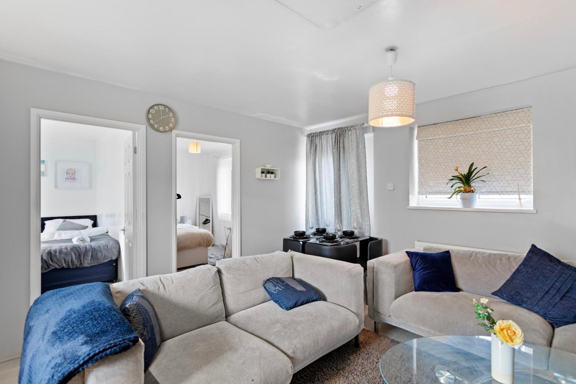 3 Bed W 2 Bathrooms &free Parking Sleeps 6 Ferienhaus